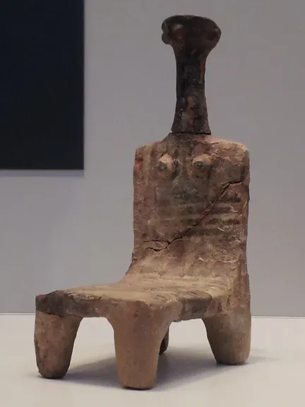 Figurilla filistea Ashdoda, diosa entronizada